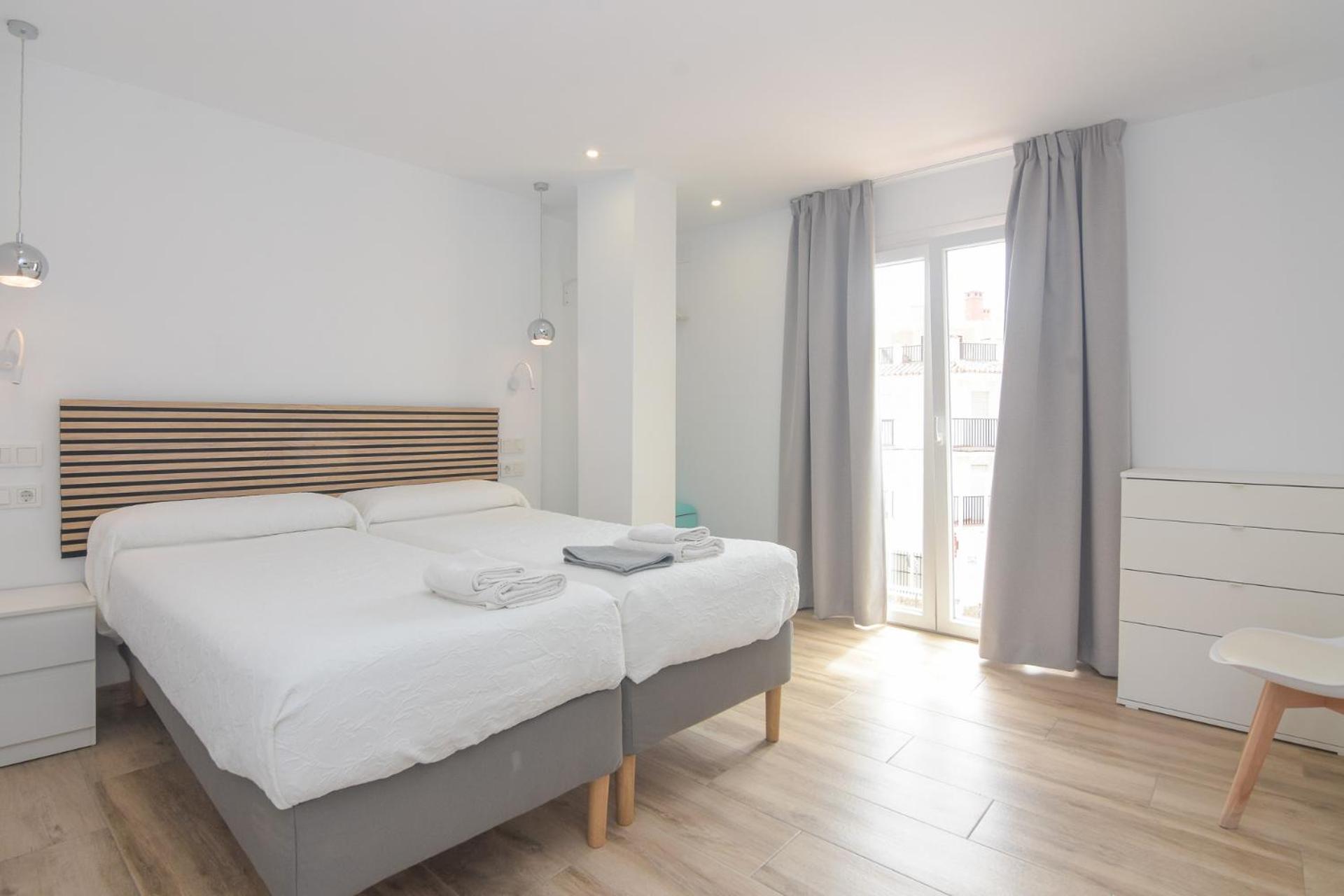 Hostal La Ermita Nerja Ngoại thất bức ảnh