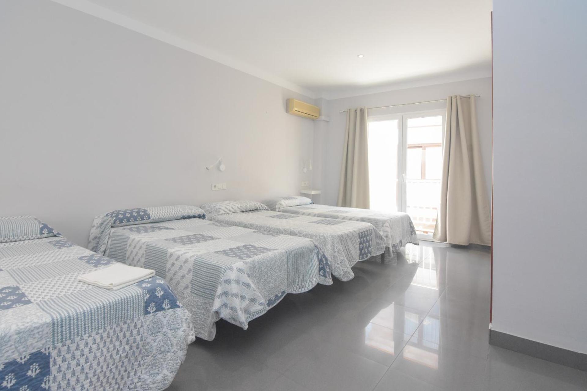 Hostal La Ermita Nerja Ngoại thất bức ảnh