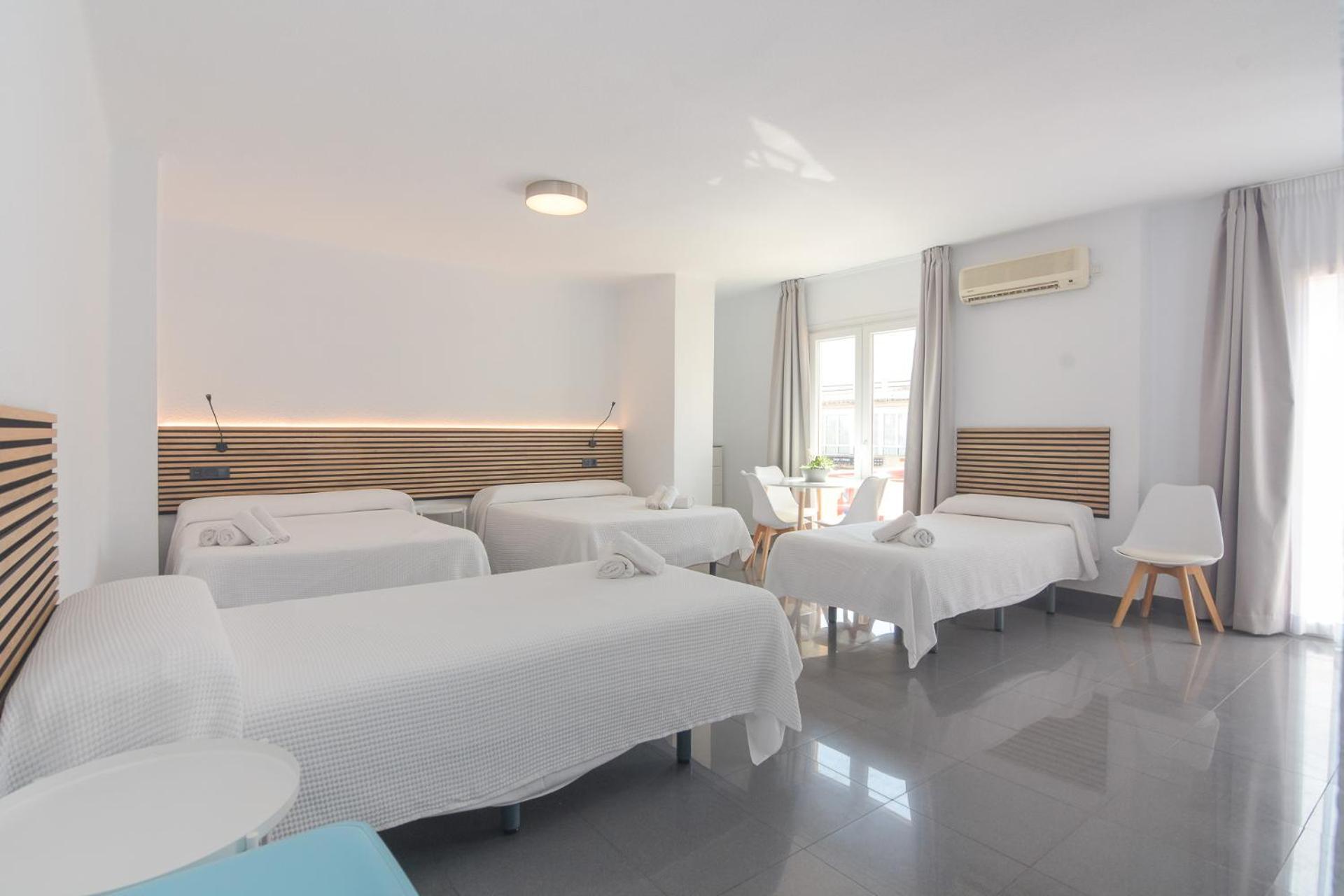 Hostal La Ermita Hotel Nerja Ngoại thất bức ảnh