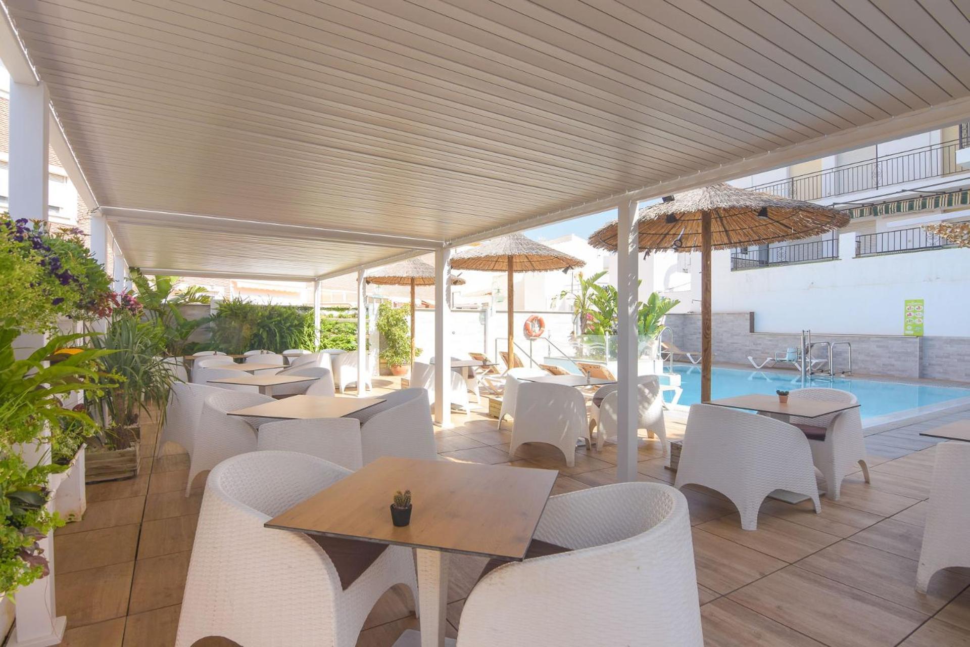 Hostal La Ermita Nerja Ngoại thất bức ảnh